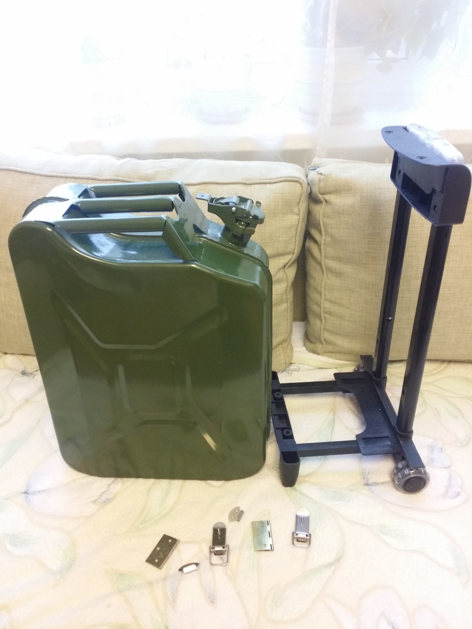 Do-it-yourself canister suitcase - My, Suitcase, Canister, Presents, With your own hands, Our hands are not for boredom, Longpost