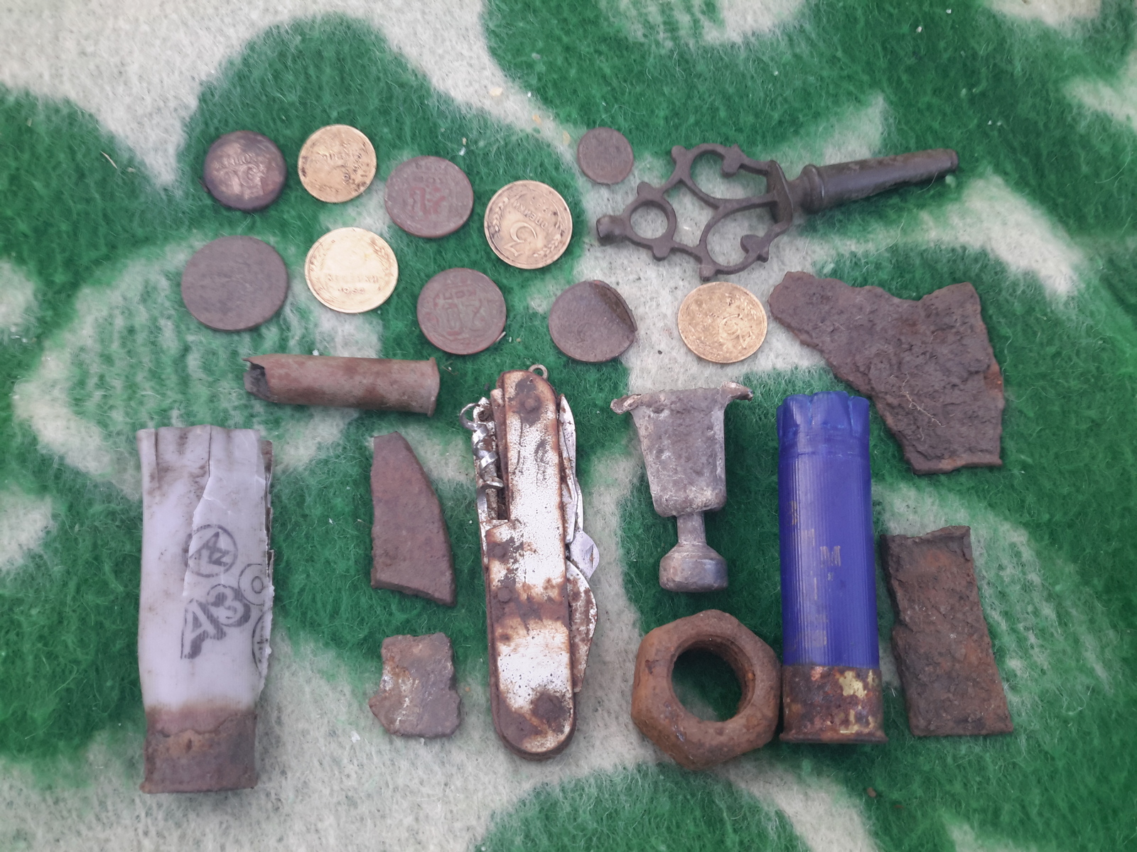 When you come fishing and the fish are not biting, you take out a metal detector and this is what happens. - My, Bashkortostan, Metal detector, Fishing, Longpost