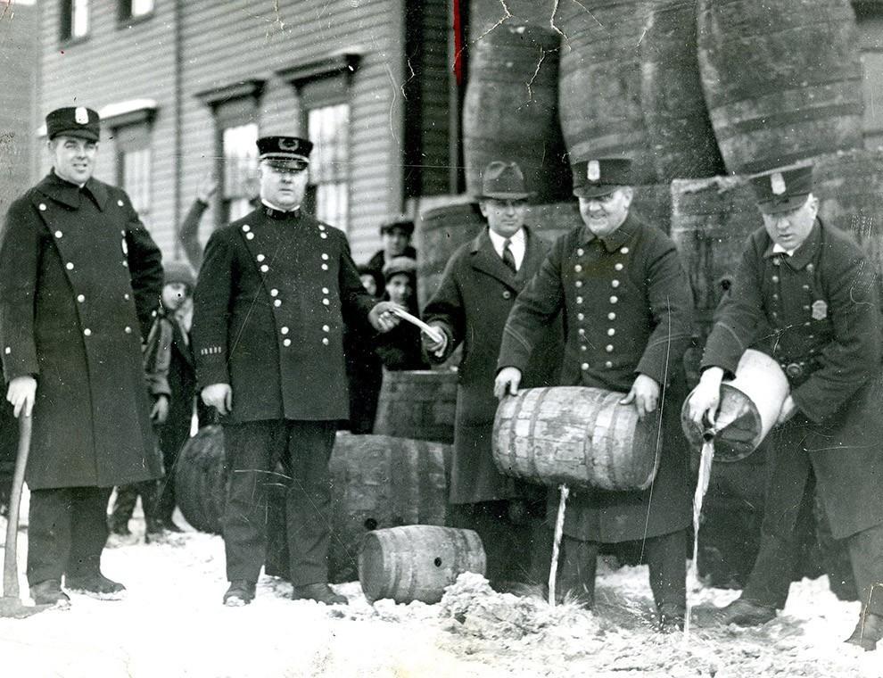 Prohibition times in the United States in photographs - Dry, Law, The photo, Longpost, USA, Alcohol