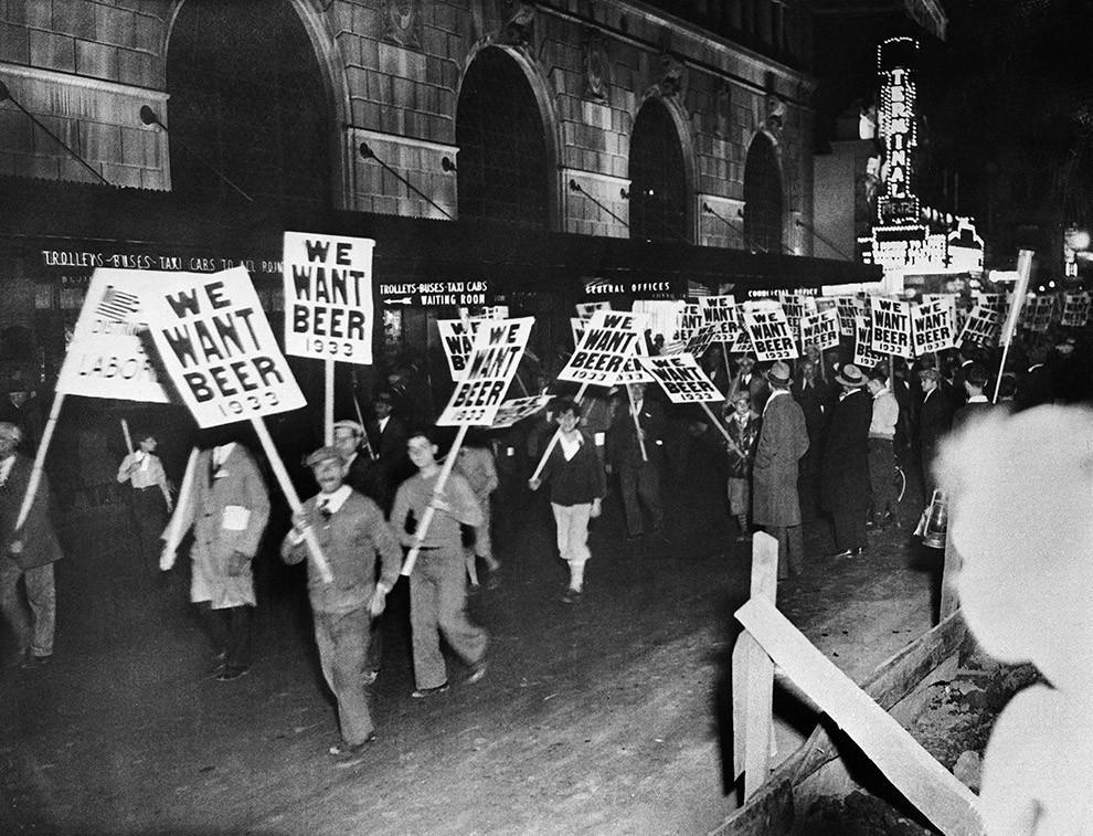 Prohibition times in the United States in photographs - Dry, Law, The photo, Longpost, USA, Alcohol