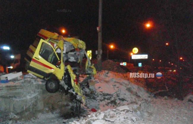 Реанимобиль столкнулся в фурой. | Пикабу