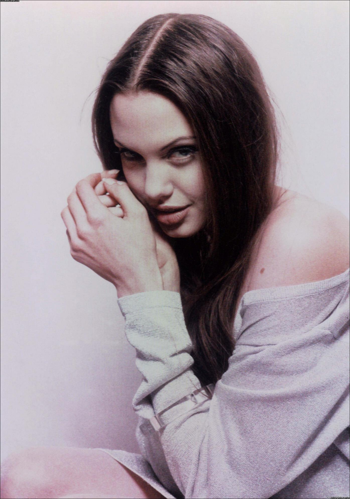 Young and beautiful - Angelina Jolie - Angelina Jolie, Old photo, Beautiful girl, Longpost