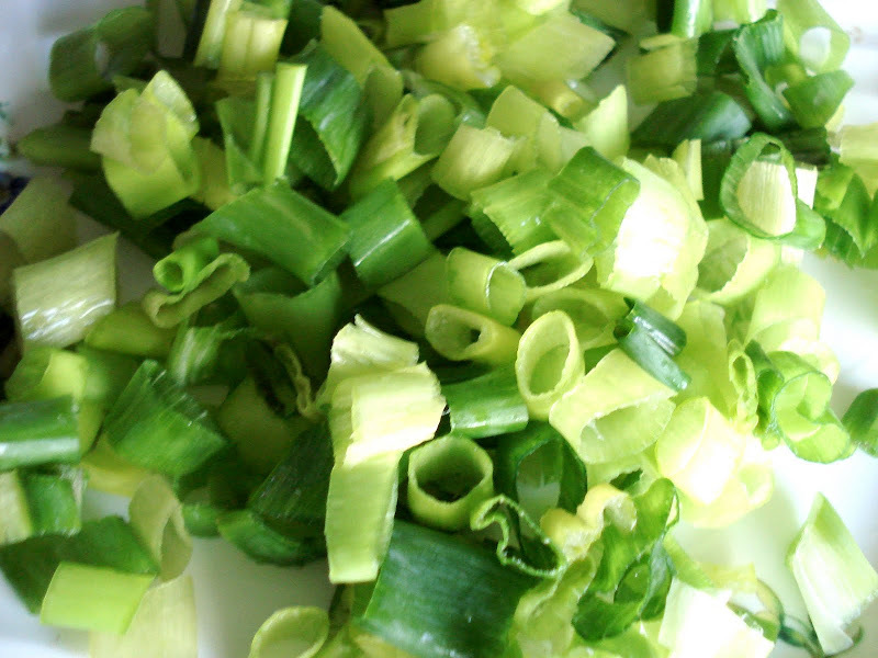 What could be easier than chopping green onions? - My, Onion, , Kitchen, Video, Longpost