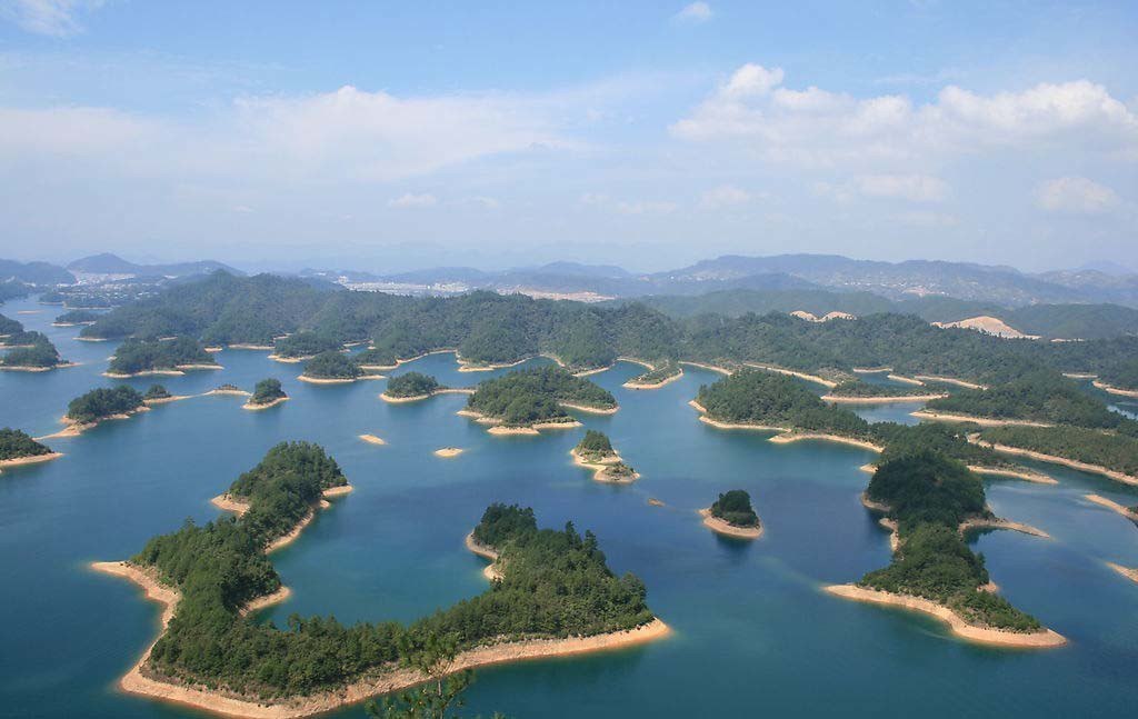 Lake of a Thousand Islands, China. - Lake, China, , Nature, The photo