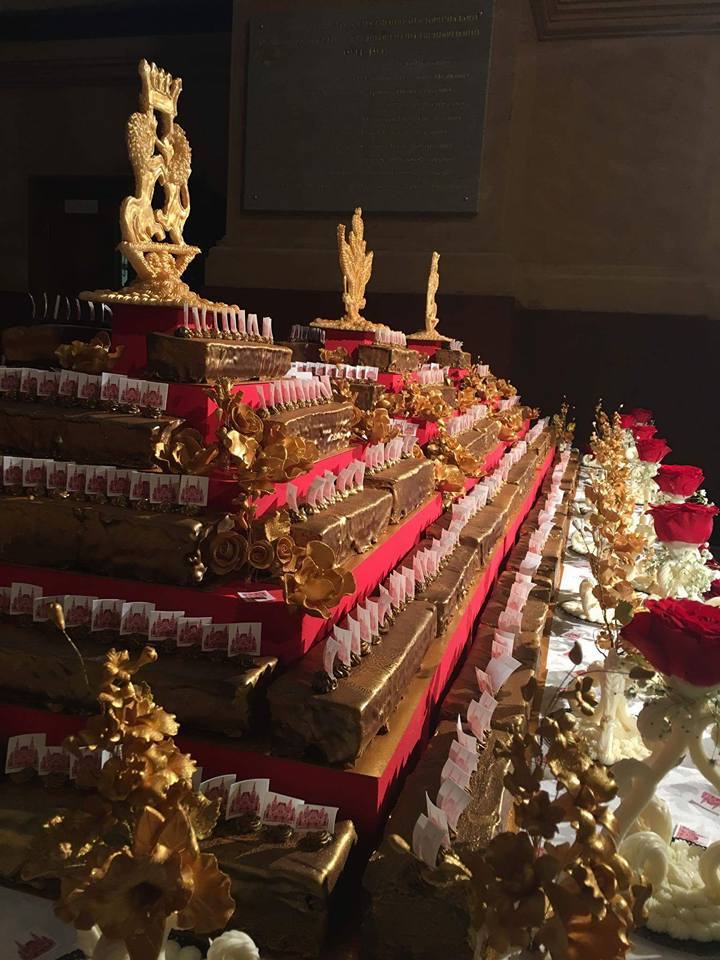 145 golden cakes were presented to the Historical Museum in honor of the anniversary - , Aldis Brichevs, Historical Museum, Kremlin, Chocolate, Gold, Cake, Moscow, Longpost