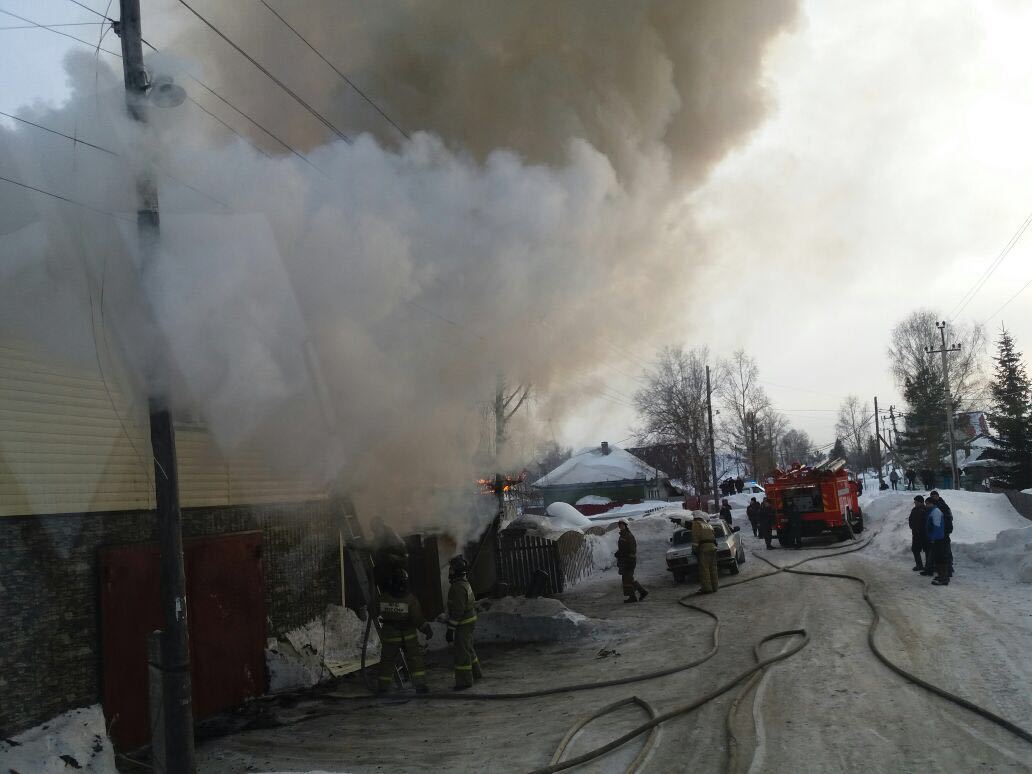 ... and decided to pour gasoline into the stove - Novosibirsk, Fire, Petrol, news