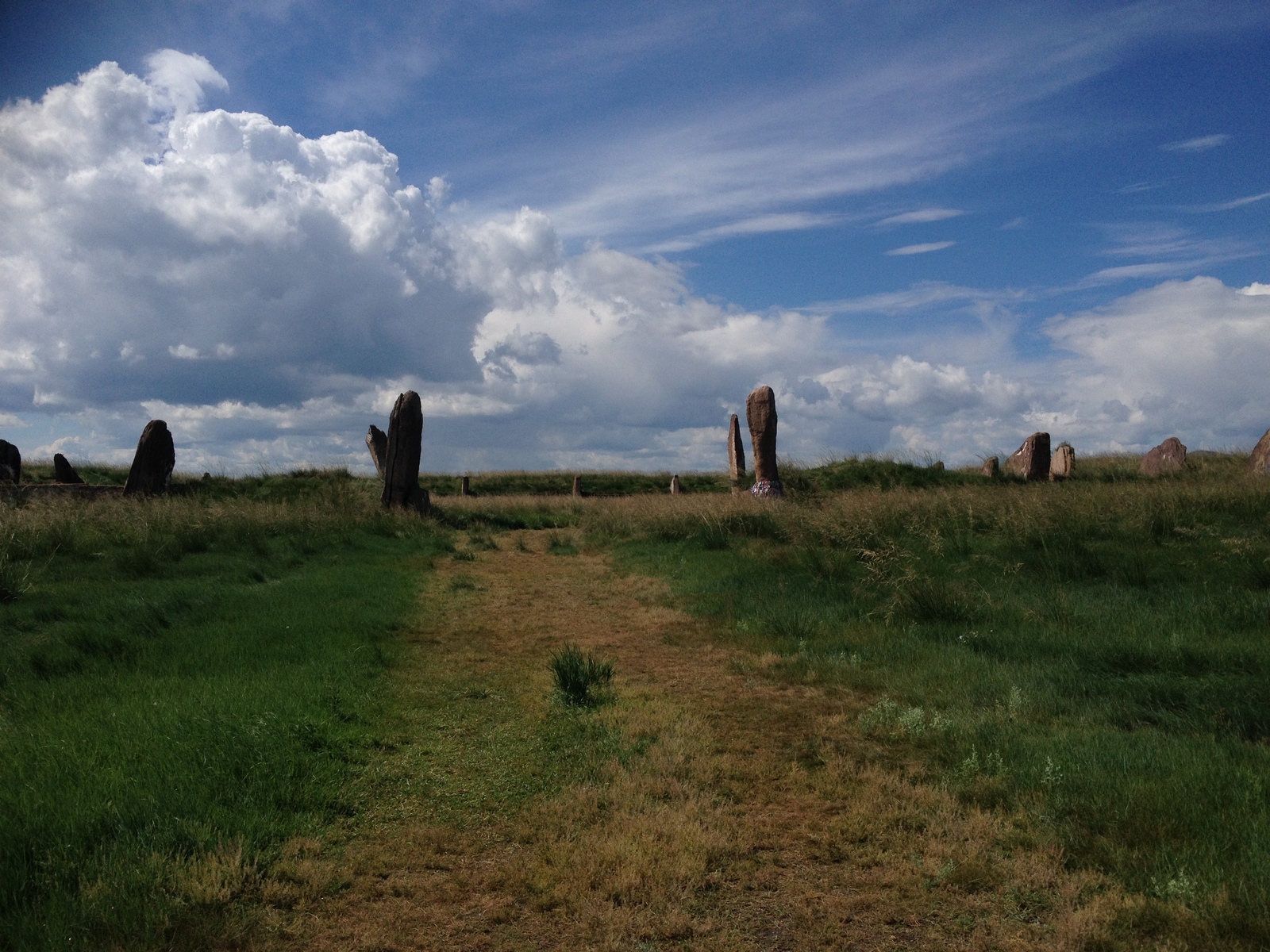 Valley of the Kings - My, Clouds, Khakassia, The mountains, Mound, Steppe, Valley of the Kings, Birds, Longpost