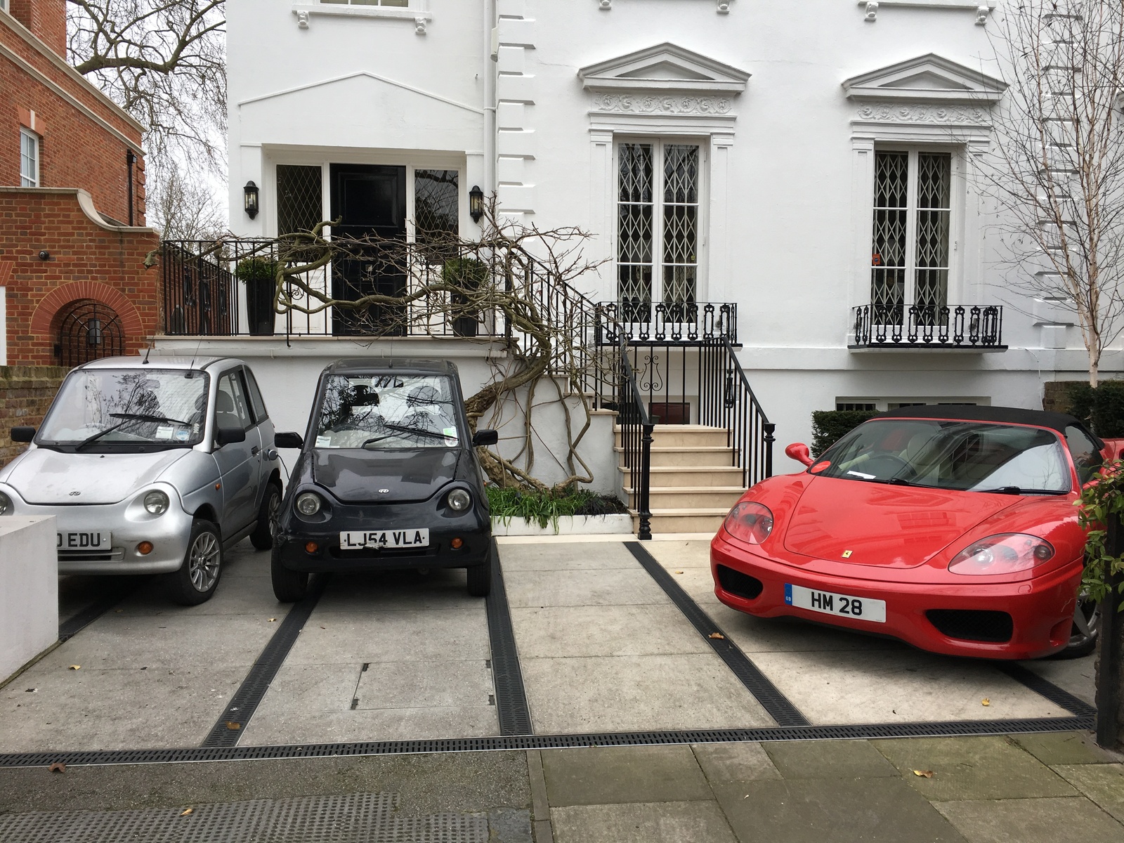 When you save on fuel - My, Car, Ferrari, London, Electric car