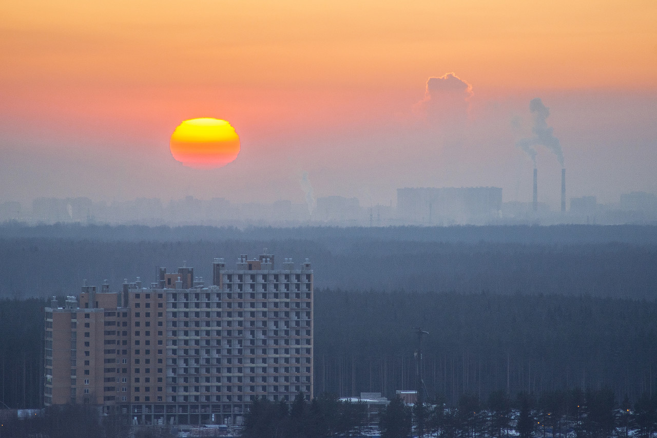 Закат над городом Всеволожск | Пикабу