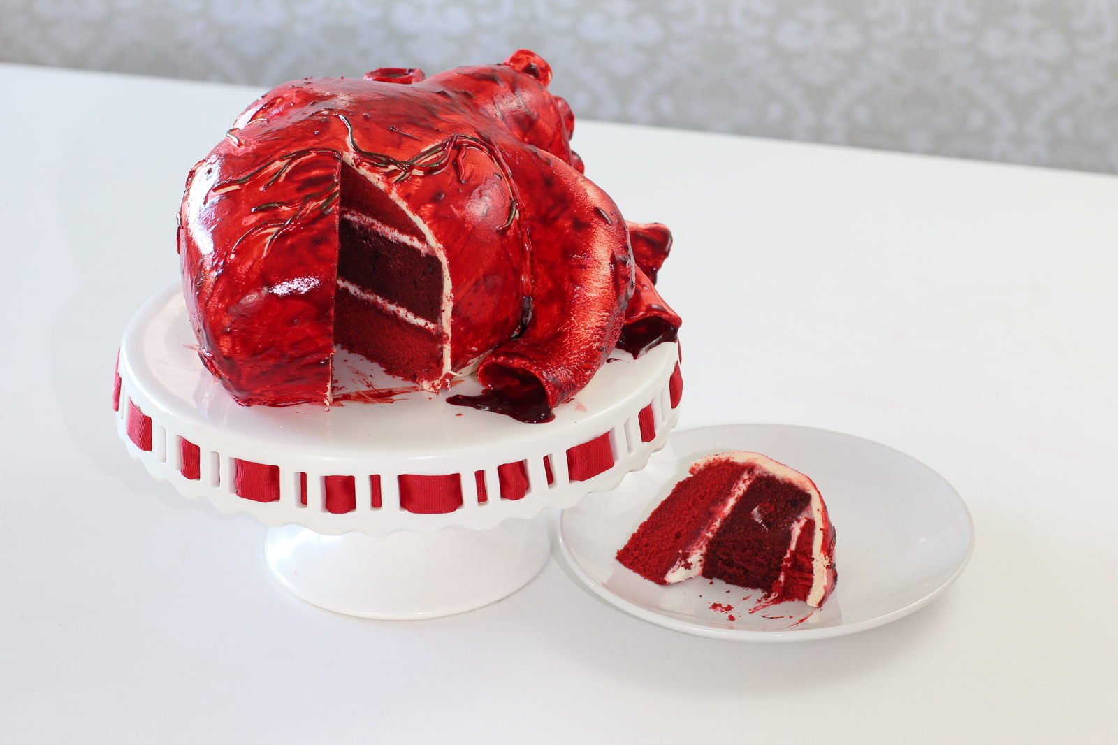Торт в виде настоящего сердца