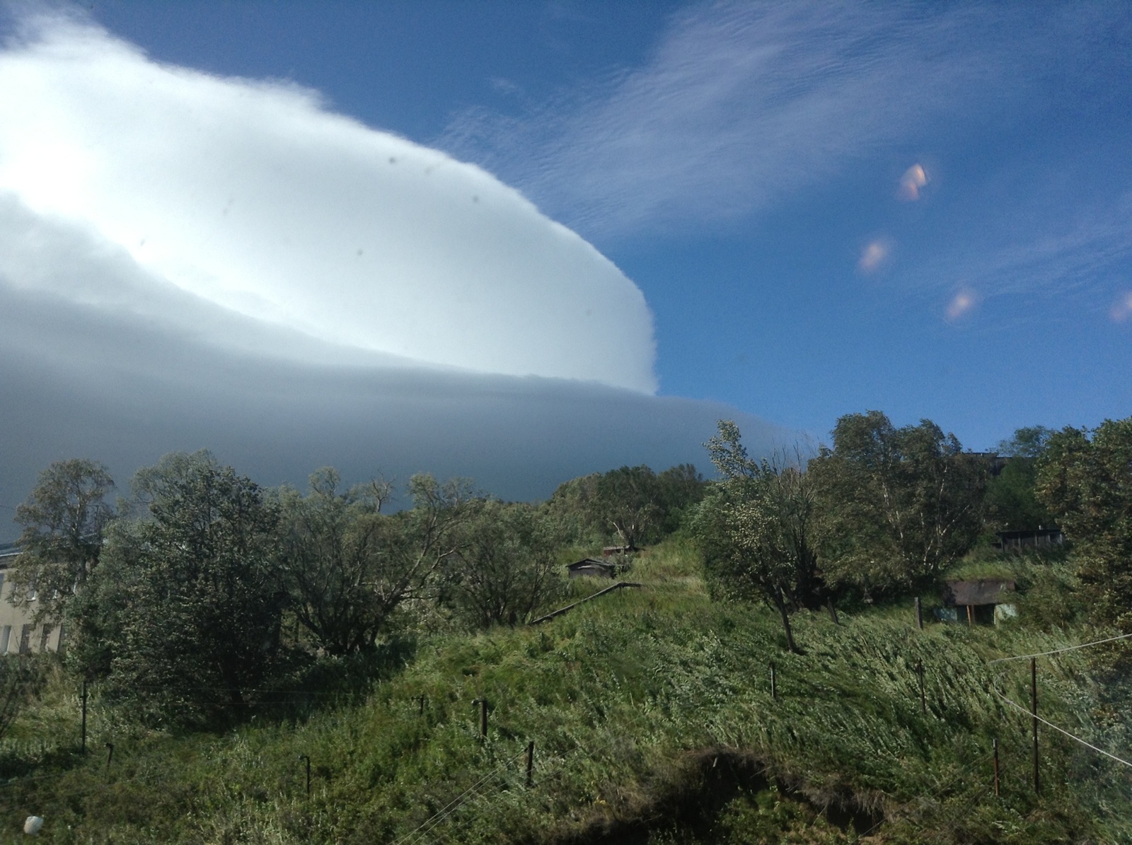 This is what a cloud looks like with a wind of 40m/s. - My, Wind, Clouds, Kamchatka