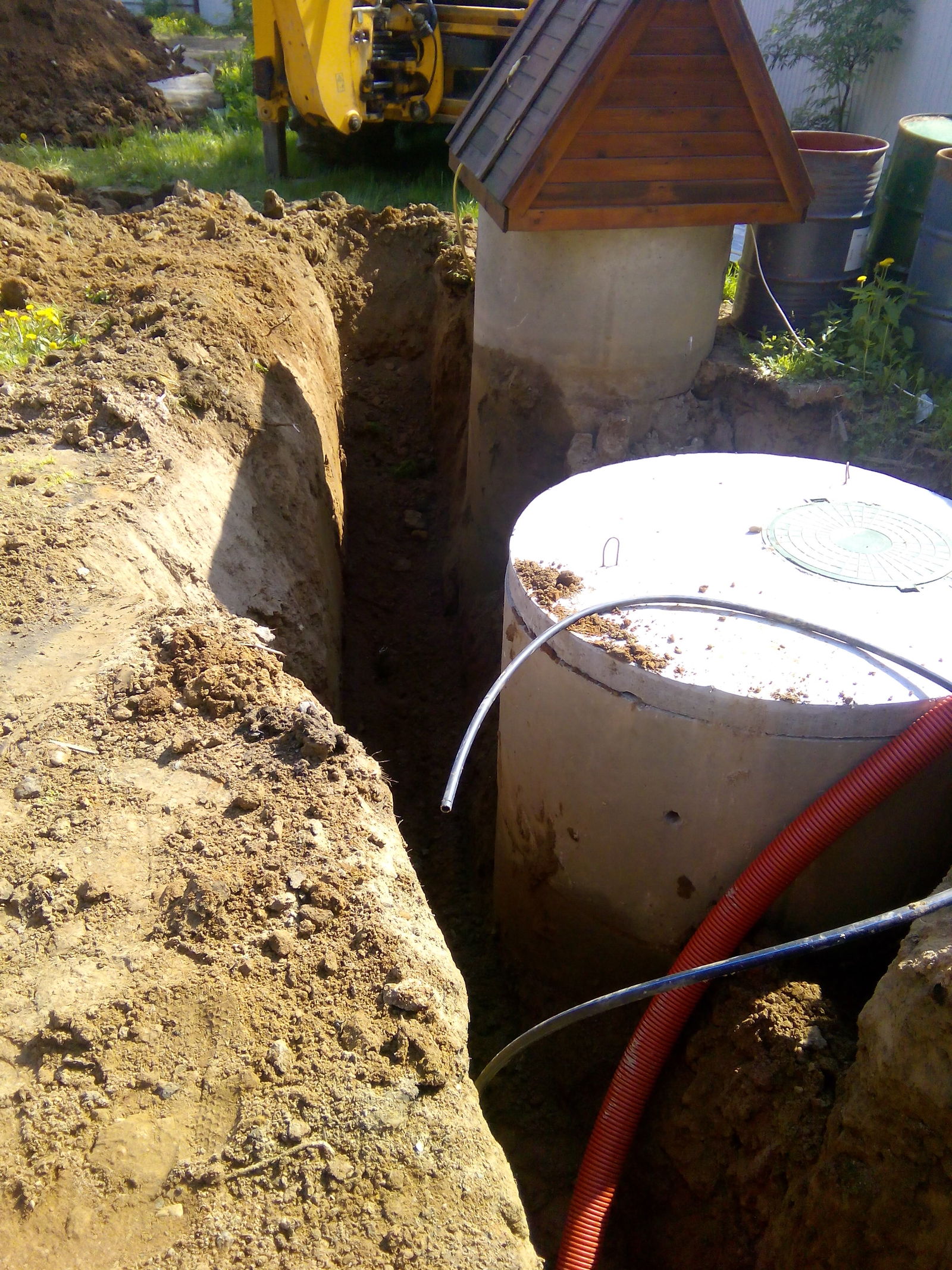 How do we hook up the plumbing and septic tank? Part 2. - My, Building, Vacation home, Land plot, Longpost