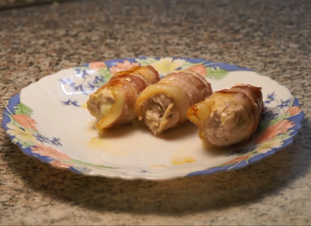 Turkey rolls with cheese in bacon for beer and more! - My, Food, Cooking, Cook at home, , Spices, Cooking show, Recipe, Video, Longpost