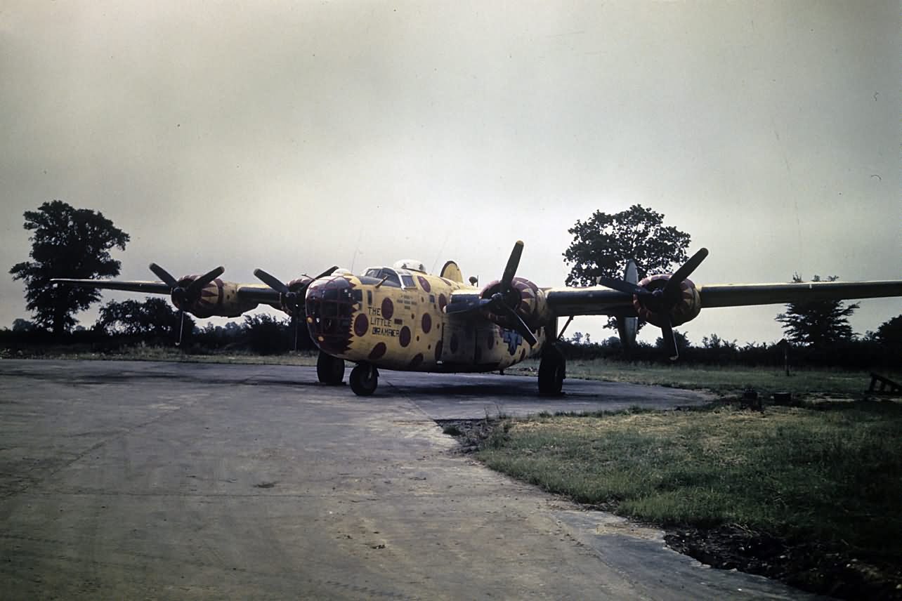 Assembly ships. - Aviation, Technics, The photo, Aviation of the Second World War, Longpost, Bomber, U.S. Aviation