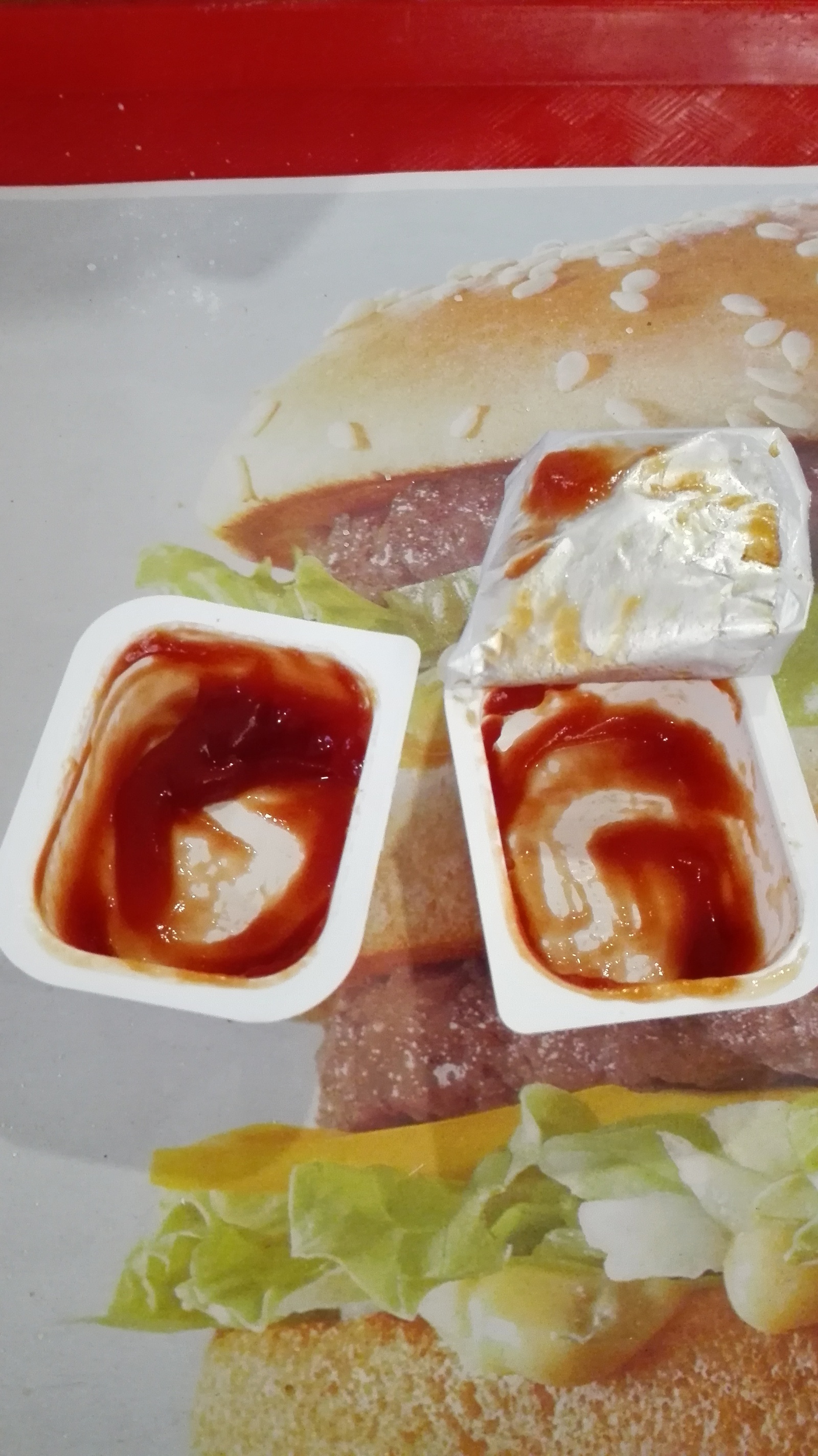 There are two types of people ... - My, Ketchup, McDonald's