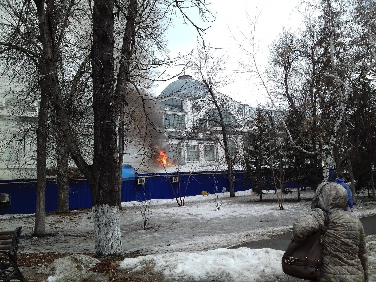 Пожар г.Саратов 04.03.17 городской рынок - Моё, Пожар, Саратов, Длиннопост