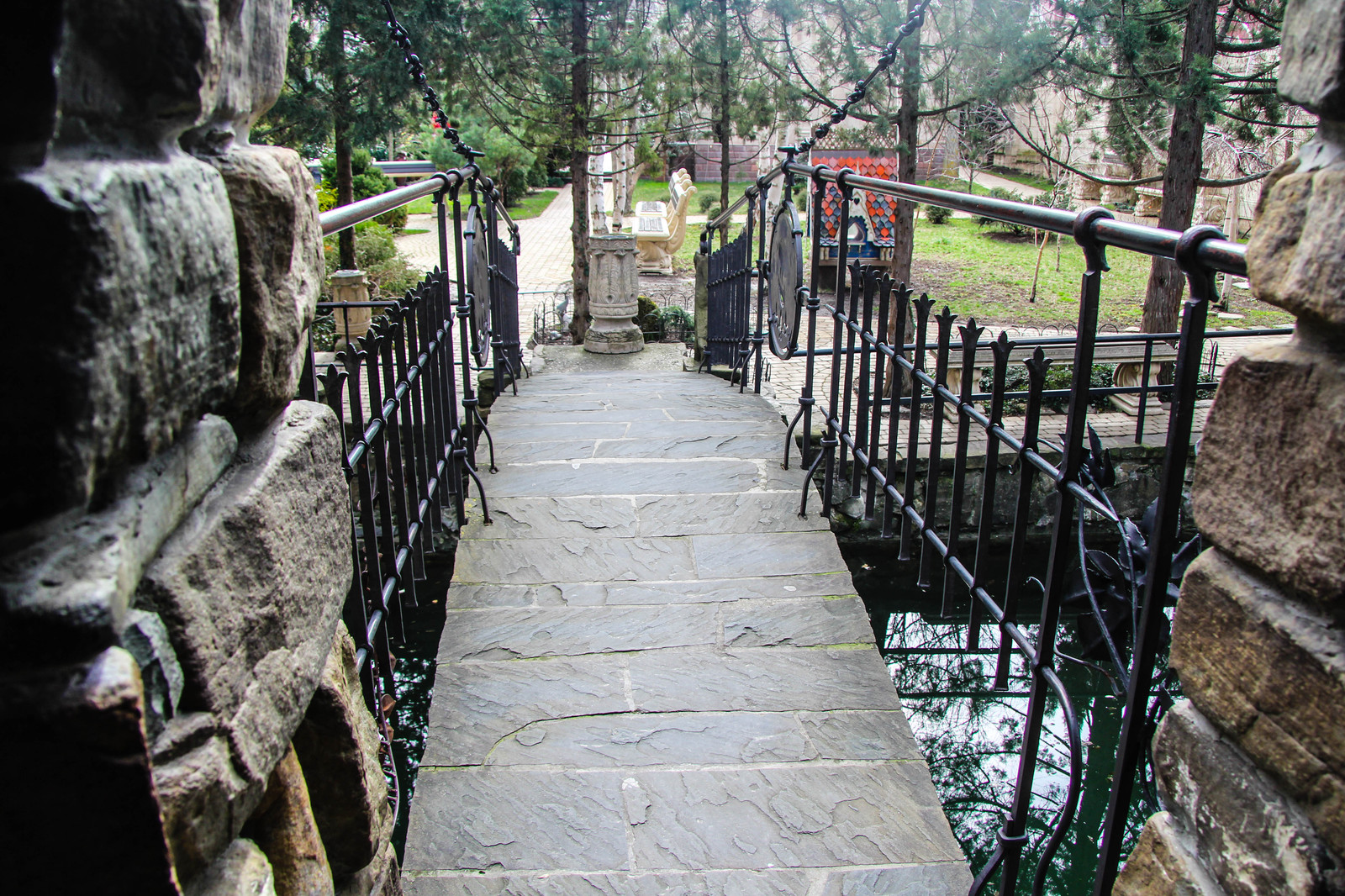 Old Park: a small architectural masterpiece in Kabardinka. - My, Kabardinka, The park, Gelendzhik, Black Sea, Architecture, Travels, Tourism, Longpost