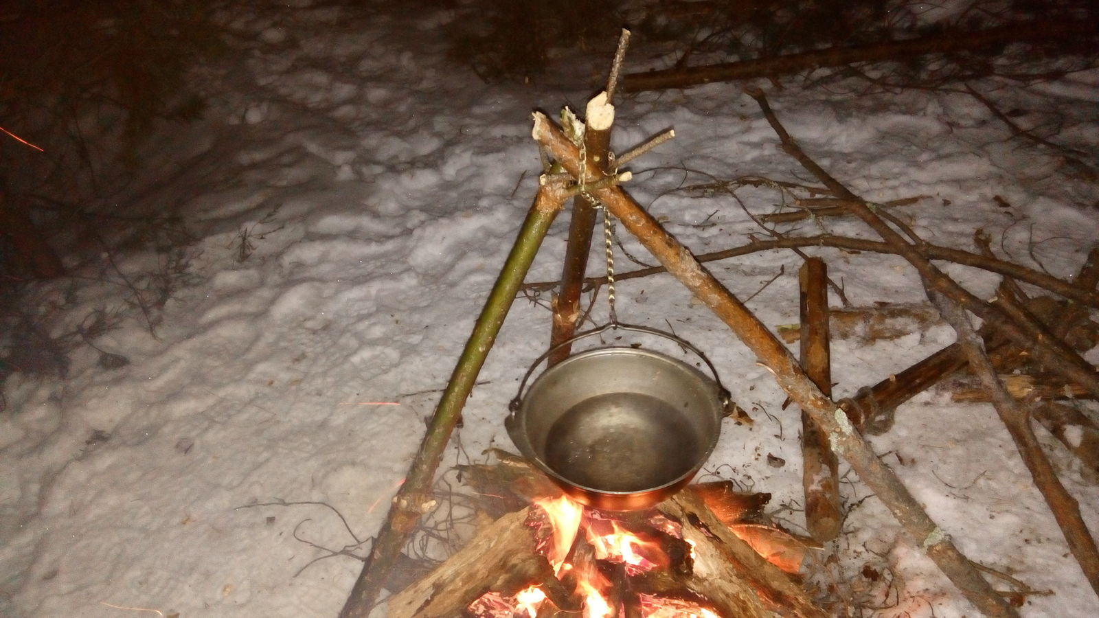 Camping overnight, cooking buckwheat porridge, - My, , , Bonfire, Tourism, Forest, Winter, Fire, Longpost