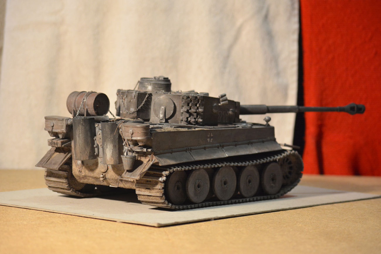 Модель PzKpfw VI Ausf. H1, «Tiger» 1:20 выполнена вручную. | Пикабу