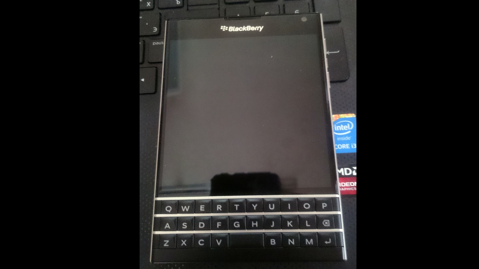 Лазерная резка телефона BlackBerry Passport - Моё, Лазер, Гравировка, Телефон, Лазерная гравировка, Моё, Blackberry, Текст, Лазерная резка, Длиннопост