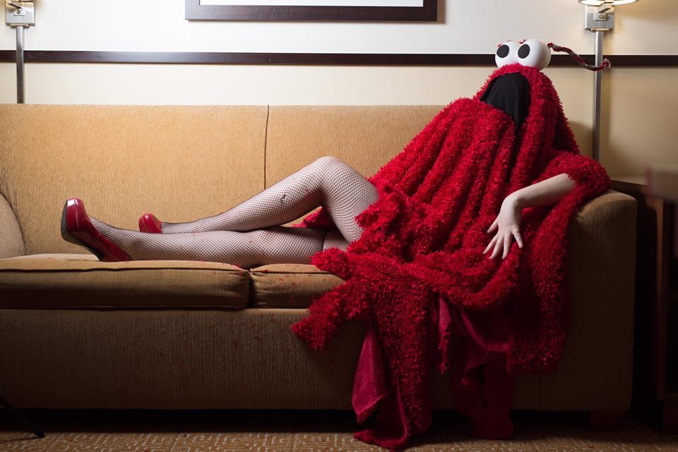 Elmo - NSFW, Elmo, Sesame street, Girls, Pose, Longpost