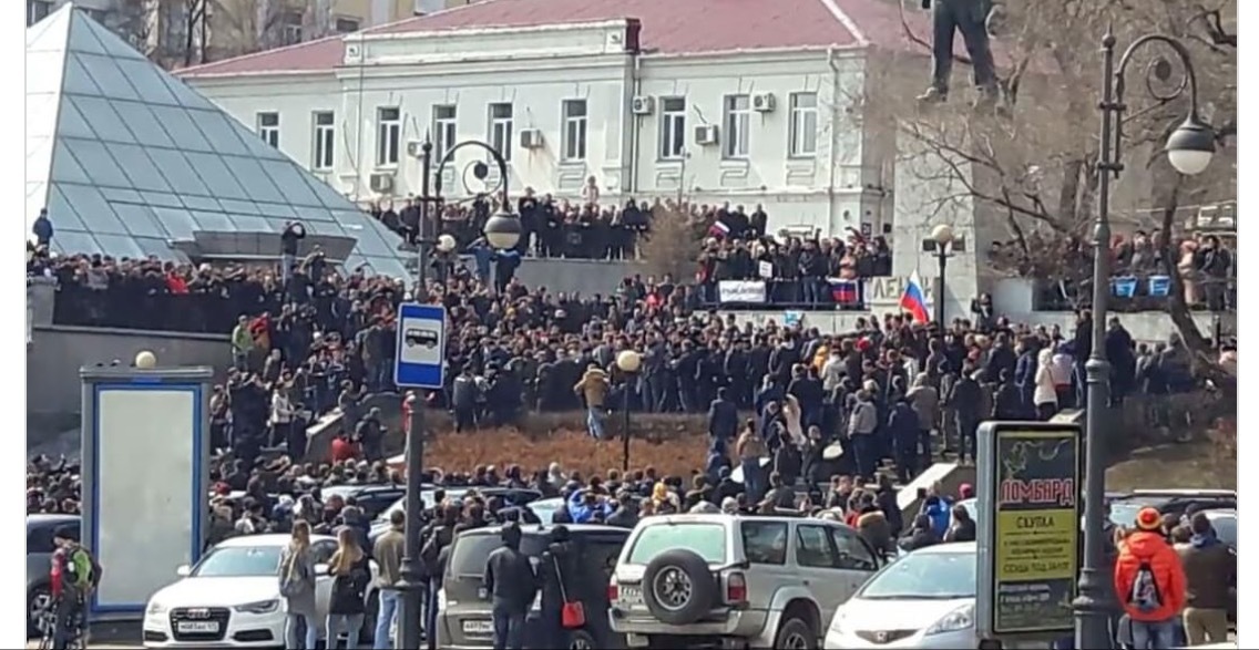 Хорошее начало. Митинг против коррупции. - Алексей Навальный, Митинг, Политика, Борьба с коррупцией, Длиннопост, Владивосток, Хабаровск, Дальний Восток