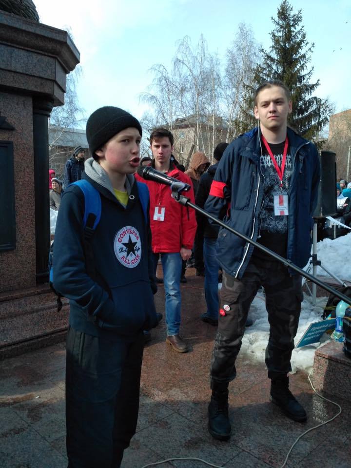 Немного фотографий так называемой прогрессивной молодежи - Алексей Навальный, Политика, Деградация, Он вам не майдан, Длиннопост