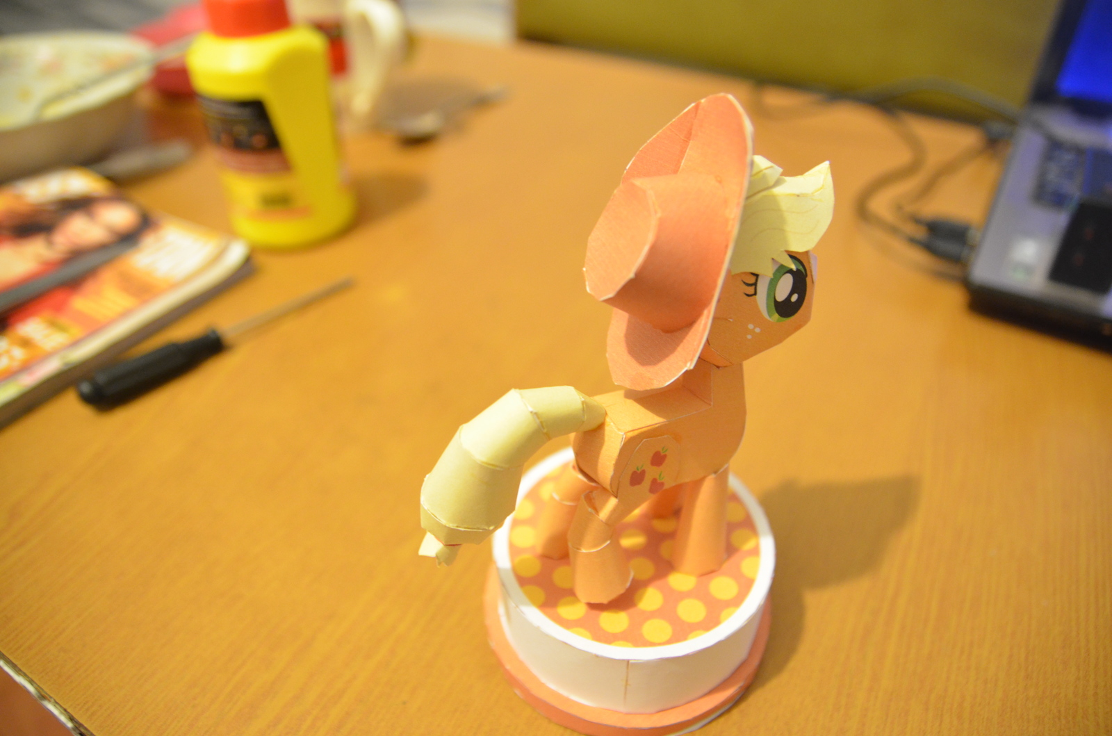 My little pony: Applejack - My, My little pony, Applejack, Papercraft, Longpost