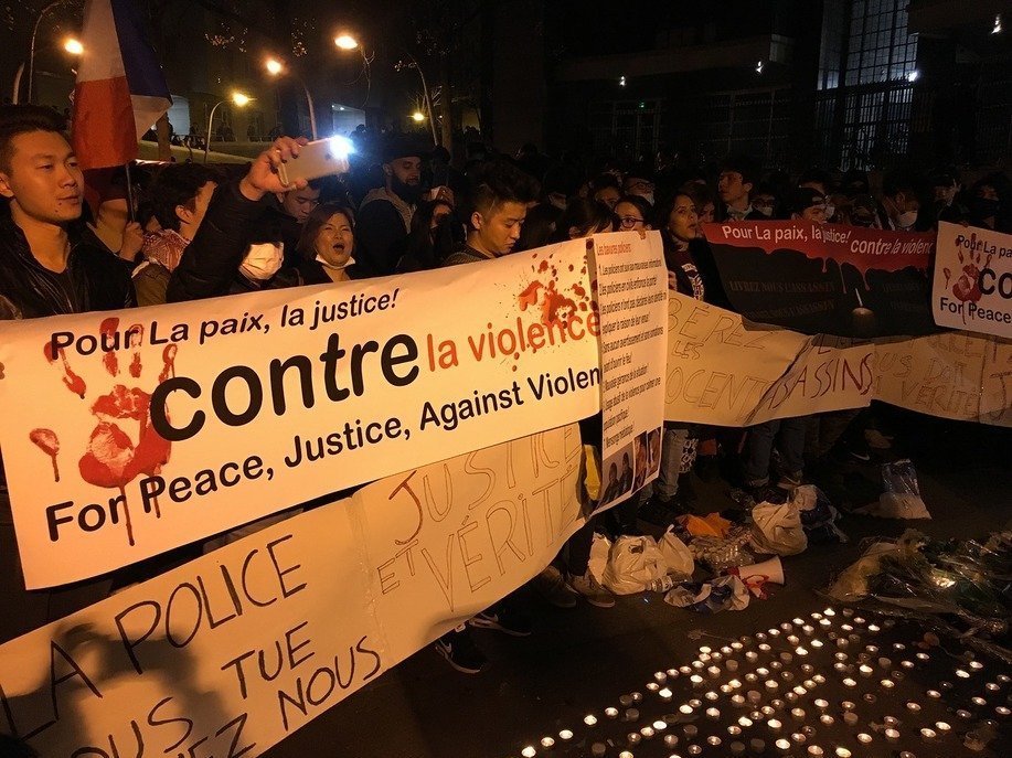 Meanwhile in Paris - Политика, Франция, Протест, Полиция, Мат