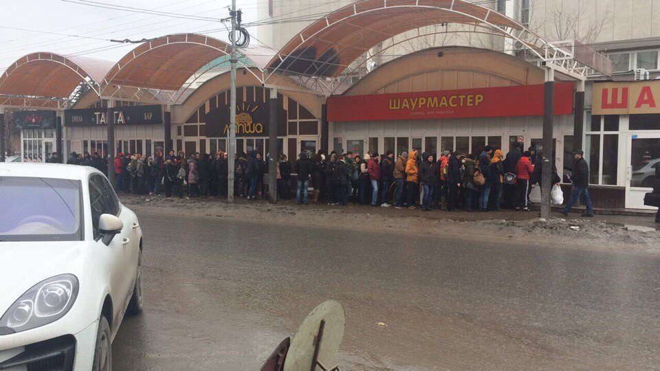 В Омске все стабильно. - Омск, Очередь, Шаурма