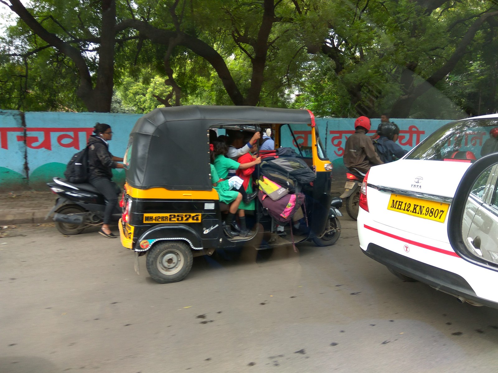 Papa Rogesh, the school bus broke down. Say no more, son. - My, India, Rickshaw, School bus