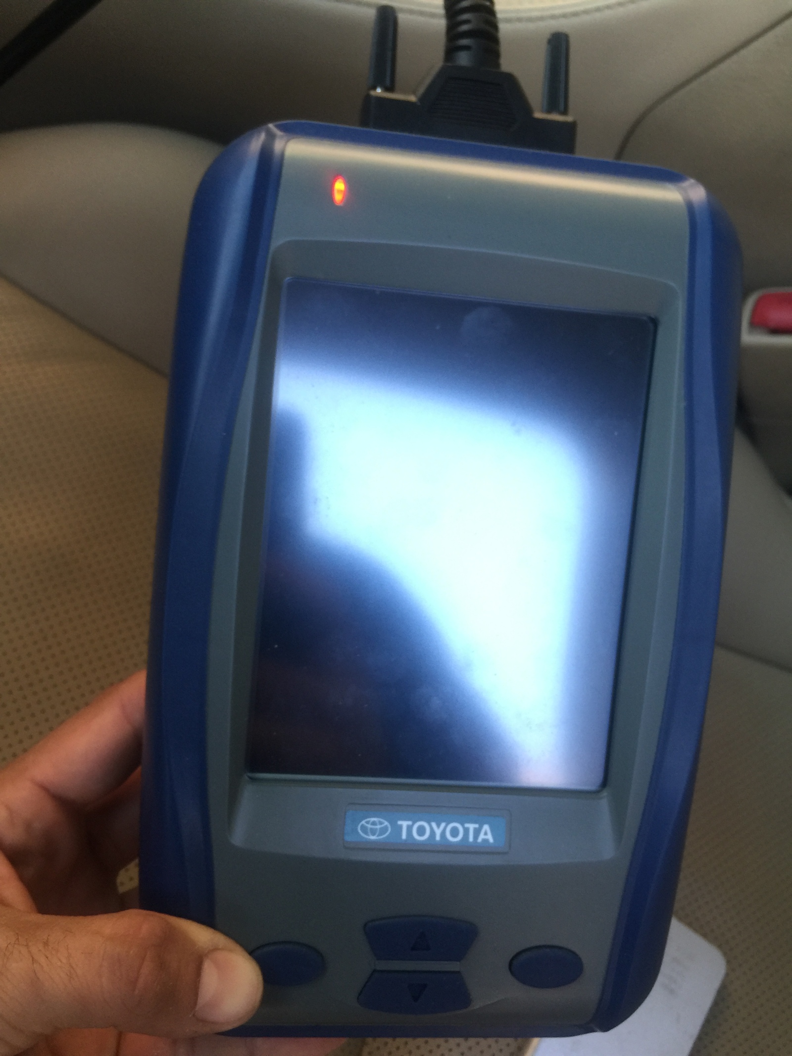 Toyota/Lexus Air Suspension Adjustment Using Toyota Intelligent Tester - My, Adjustment, Air suspension, Auto, Lexus, Toyota, Repair, Car service, Mat, Longpost