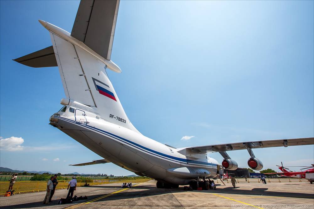 What's inside the IL-76? - Aviation, IL-76, IL-76MD, The photo, Airplane, Longpost