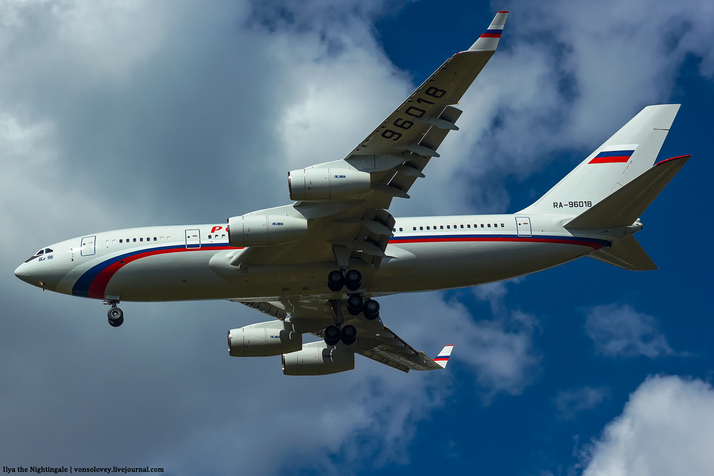 IL-96 in Vnukovo - My, IL-96, Vnukovo, Aviation, The photo, Longpost