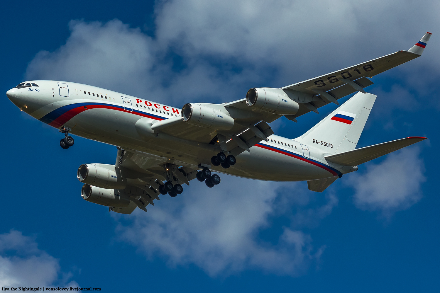 IL-96 in Vnukovo - My, IL-96, Vnukovo, Aviation, The photo, Longpost