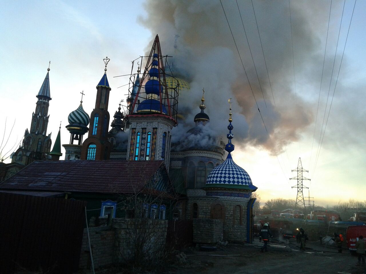 Temple of all religions on fire in Kazan - Temple of all religions, Kazan, Religion, Fire