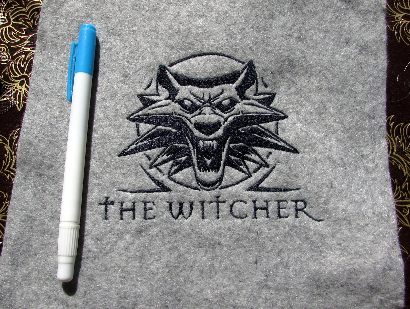 Logo The Witcher - My, Witcher, The Withcher, Stripe, Felt, Needlework, Embroidery, Computer embroidery, Longpost