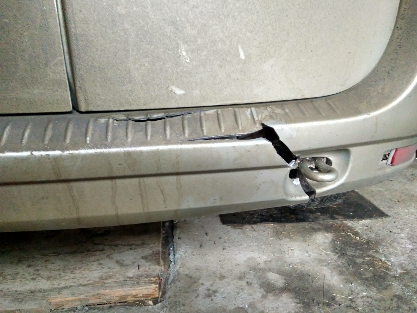 Bumper Repair Largus - My, Lada largus, Bumper, Repair, Longpost
