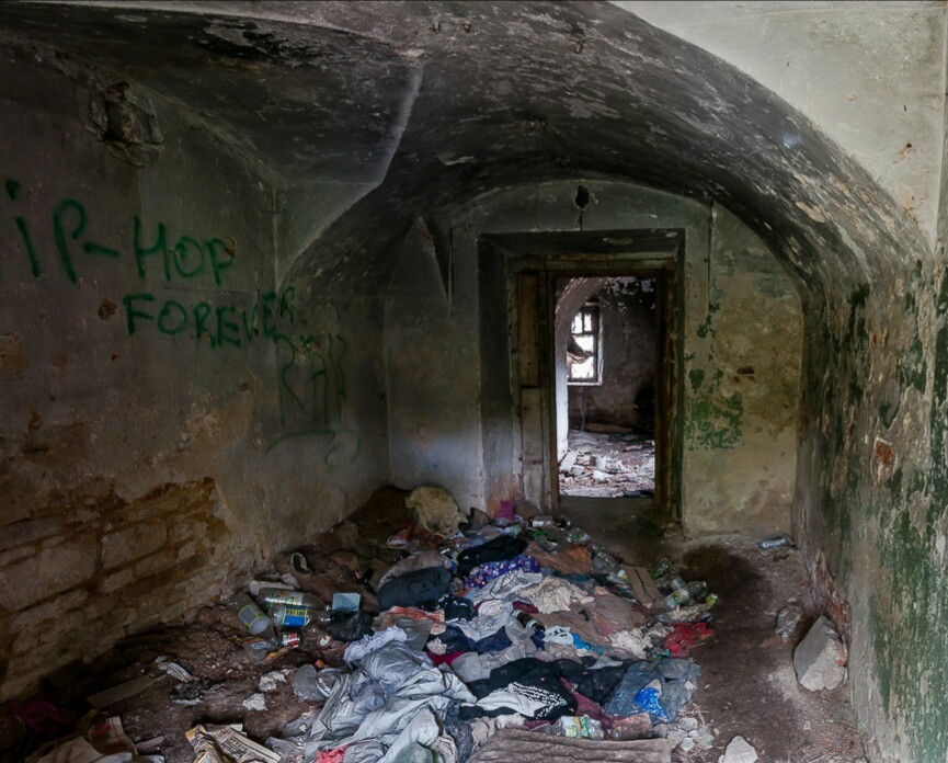 Petrovskoye (Knyazhishchevo, Alabino) - Abandoned, Manor, , Longpost