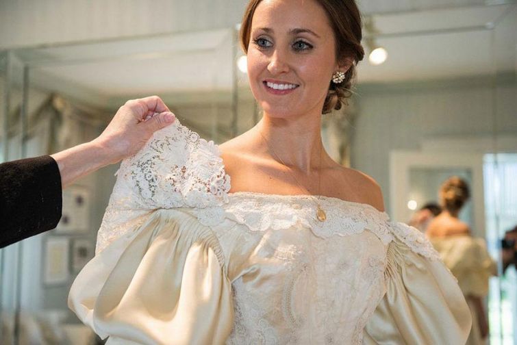 The bride became the 11th woman in her family to wear a 120-year-old wedding dress - Wedding, The photo, Longpost