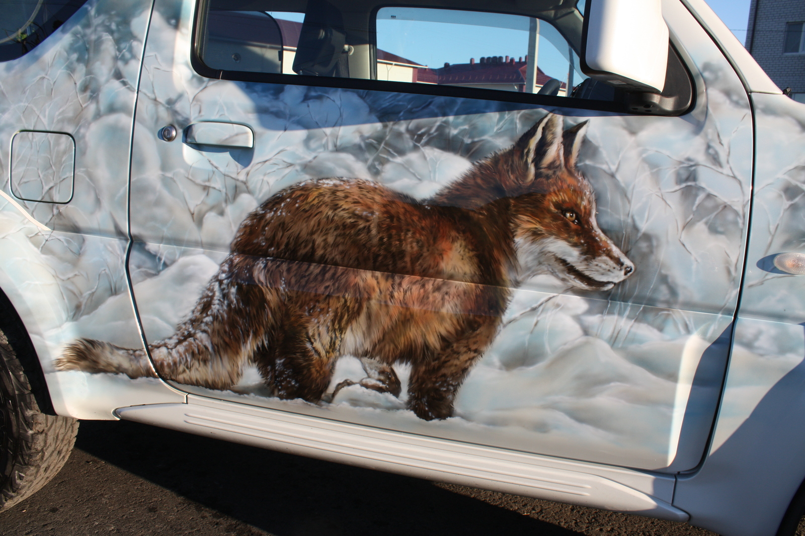 Fox aboard the Suzuki Jimny. - My, Airbrushing, Tyumenaero, Suzuki, , , Tyumen, Suzuki jimny, Longpost