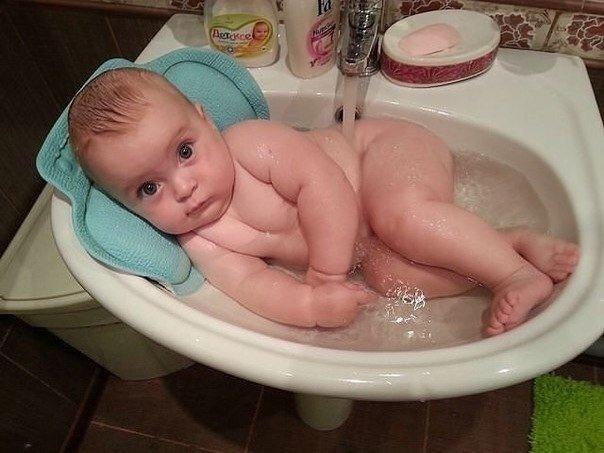 JACUZZI... - The photo, Humor, Children, funny baby