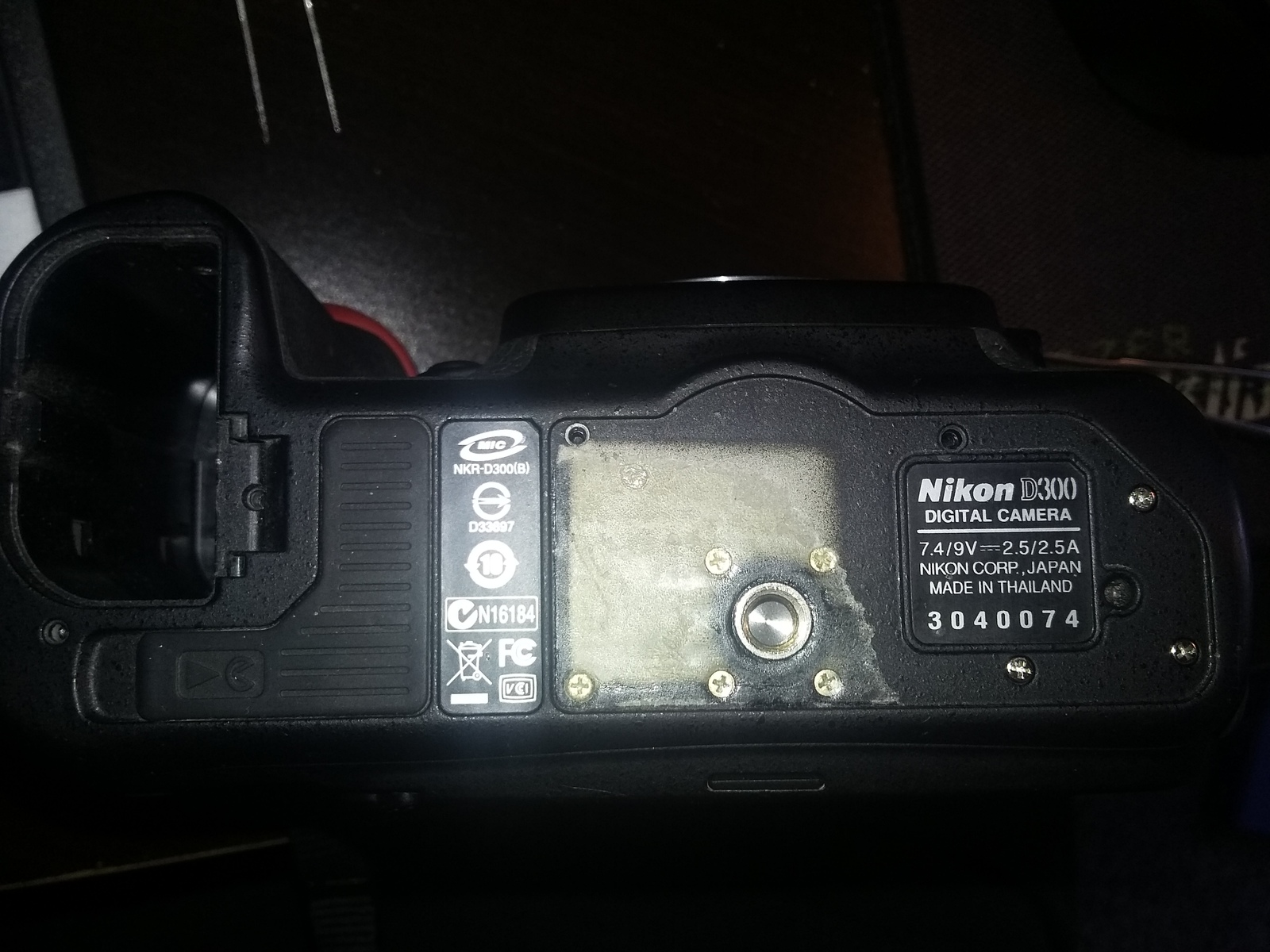 Nikon D300 - Elimination of mirror sticking. - My, Nikon d3000, Repair, Longpost