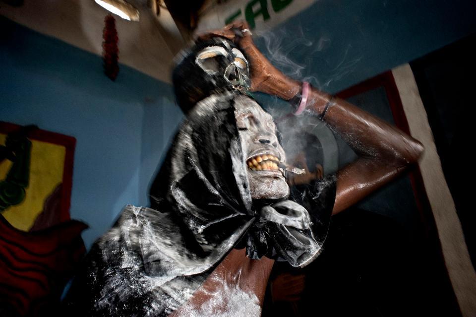 Dangerous life in Haiti, surrounded by poverty, banditry and voodoo - Longpost, Images, A life, Haiti, Voodoo People, 2003, Year, Under the cut more