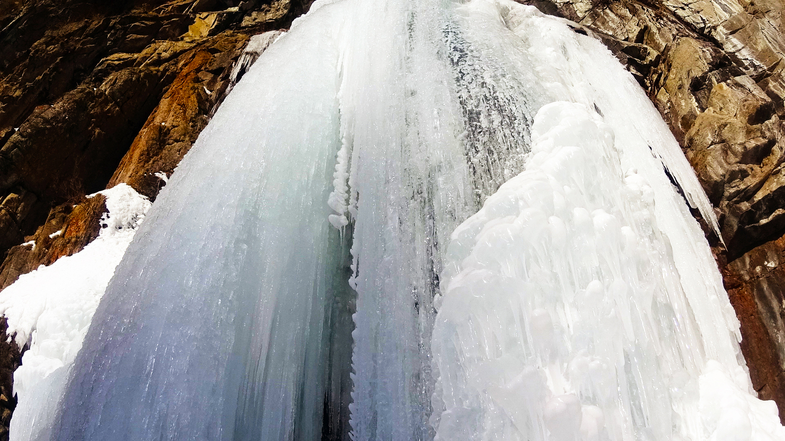 Frozen Butakovsky waterfall. Photos taken on different days. - My, Waterfall, Ice, Almaty, , , Winter, Travels, Longpost