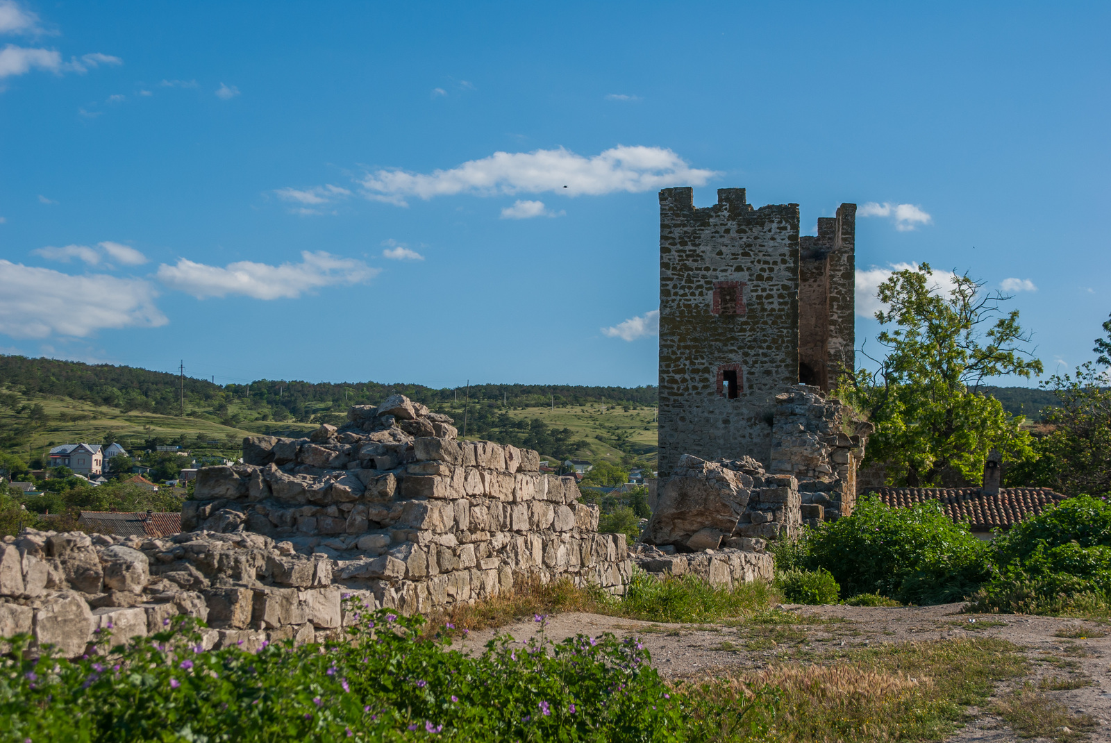 Spring in Feodosia - My, Spring, Crimea, Feodosia, Genoese Fortress, Longpost