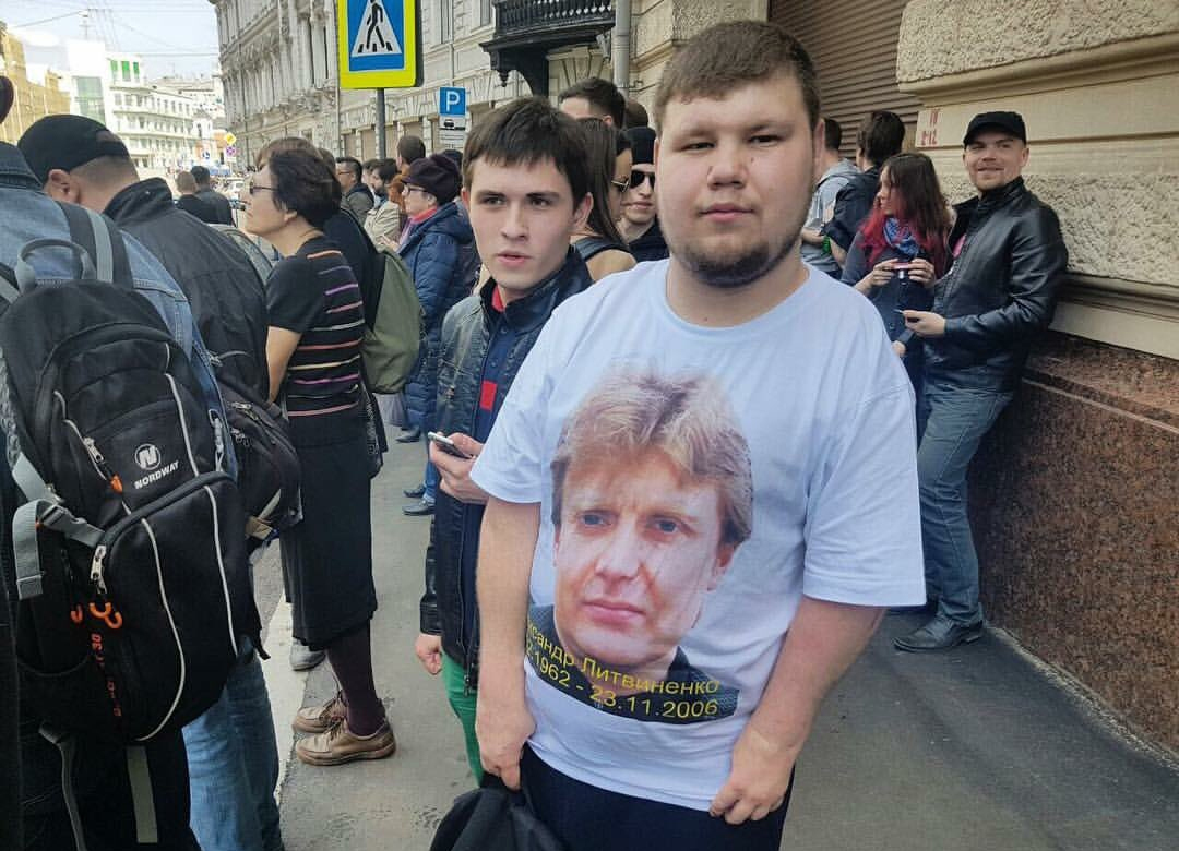 The whole point of the Russian liberal opposition in one photo... - Russia, Opposition, Rally, Children, Politics