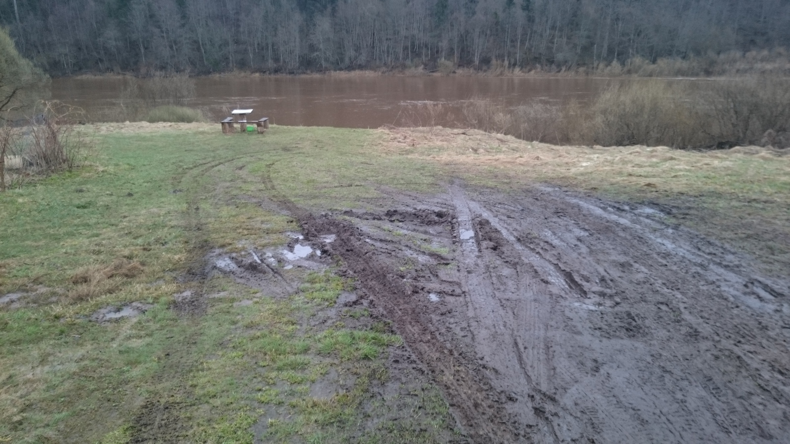 Parking in the village in front of the house - My, Village, Dacha, Nature, Parking, Legal aid