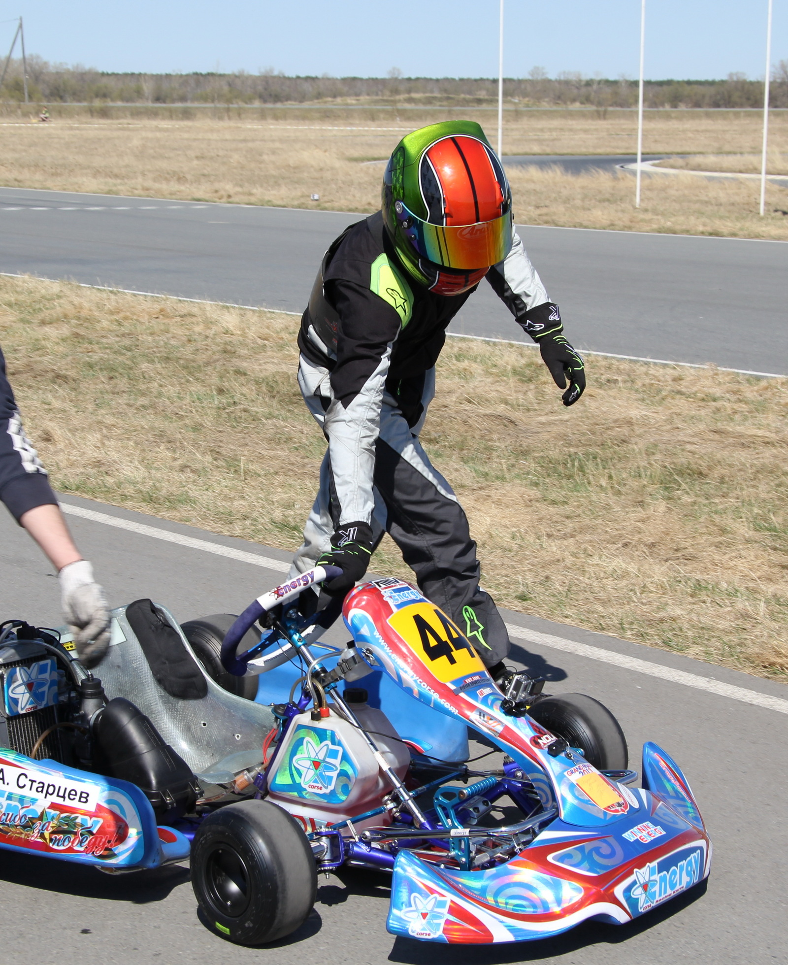 A little (2 helmets but a lot of photos) airbrushing on karting helmets (part 2) - My, Airbrushing, Airbrushing on the helmet, Arai, Karting, Tyumen, Airbrushing72, Tyumenaero, Longpost