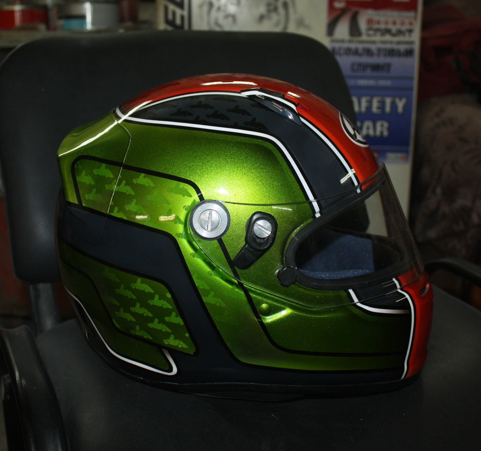 A little (2 helmets but a lot of photos) airbrushing on karting helmets (part 2) - My, Airbrushing, Airbrushing on the helmet, Arai, Karting, Tyumen, Airbrushing72, Tyumenaero, Longpost